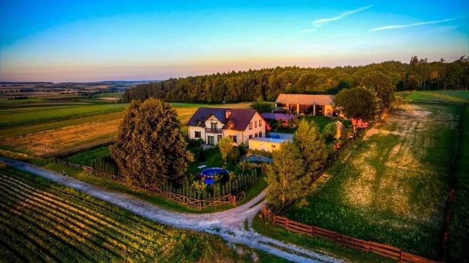 Balkanowka Krasniczyn Buitenkant foto